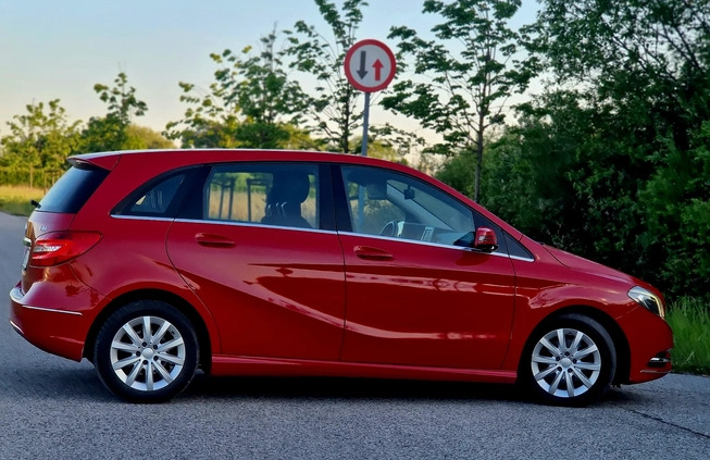 Mercedes-Benz Klasa B cena 35900 przebieg: 279821, rok produkcji 2013 z Orzesze małe 326